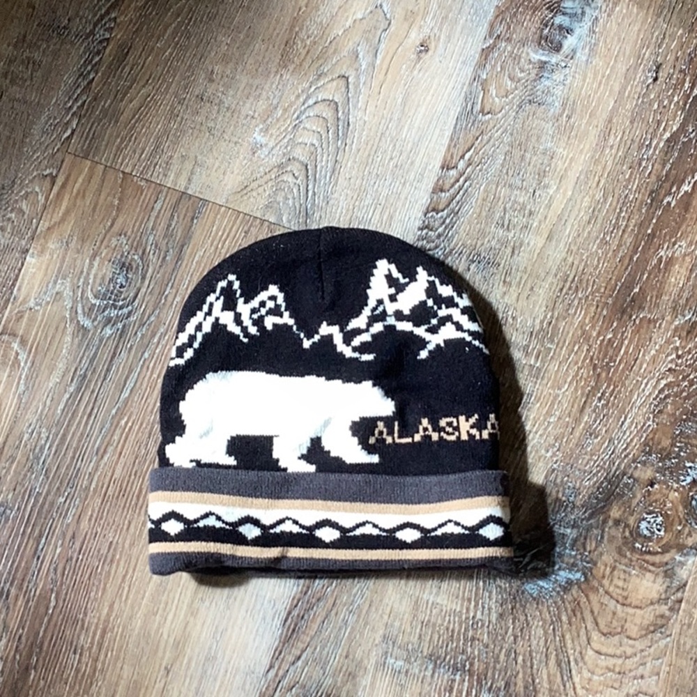 Alaska Adult Hat in new condition